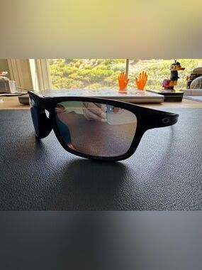 Authentic Oakley Sliver Stealth sunglasses in Matte Black with Prizm Deep Water